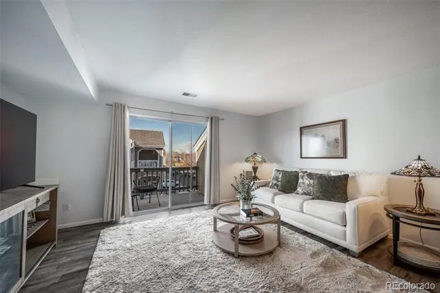 1267 S Gilbert Street #302 Castle Rock, CO 80104