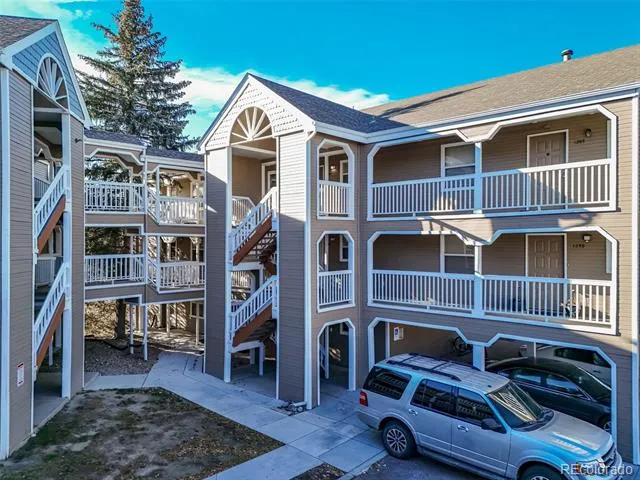 1267 S Gilbert Street #302 Castle Rock, CO 80104