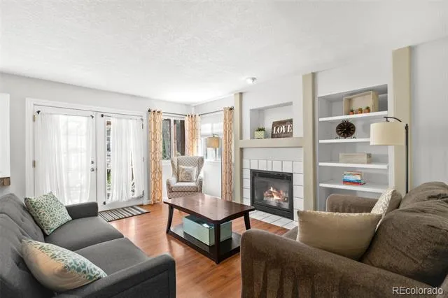 3197 Foxhill Place Highlands Ranch, CO 80129