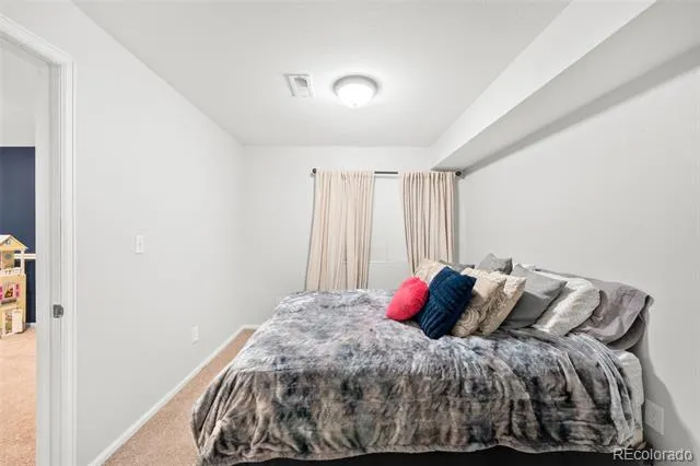 3197 Foxhill Place Highlands Ranch, CO 80129