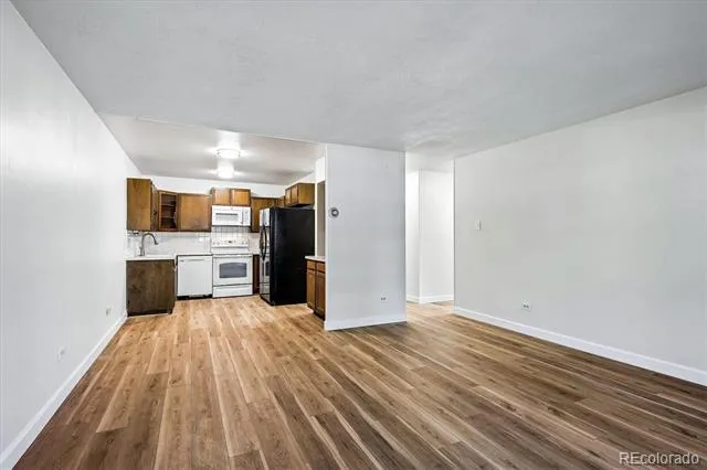 610 S Alton Way #11A Denver, CO 80247