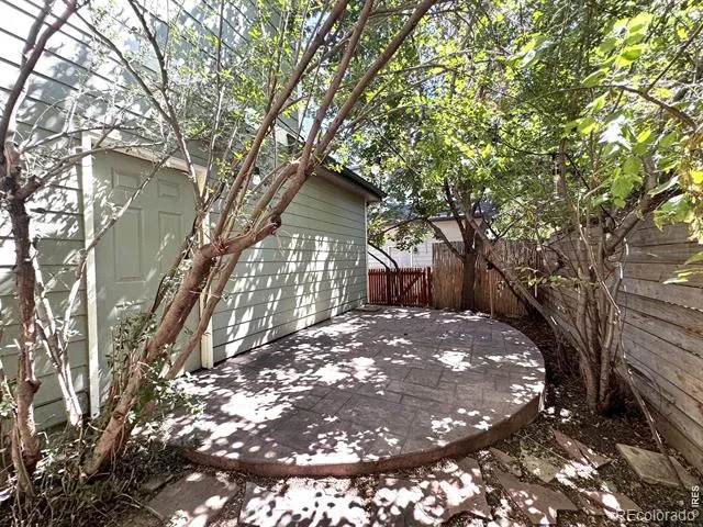 1202 Della Street Longmont, CO 80501