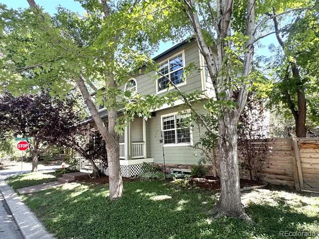 1202 Della Street Longmont, CO 80501