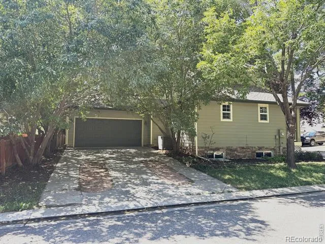 1202 Della Street Longmont, CO 80501