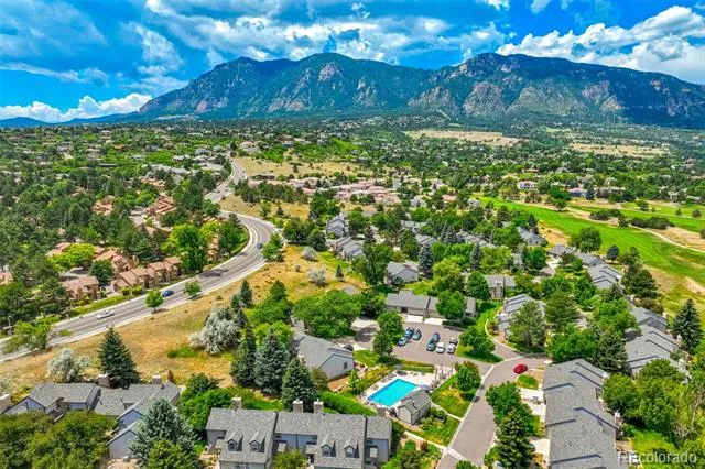 314 Cobblestone Drive Colorado Springs, CO 80906