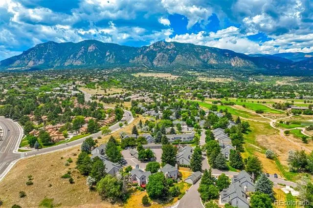314 Cobblestone Drive Colorado Springs, CO 80906