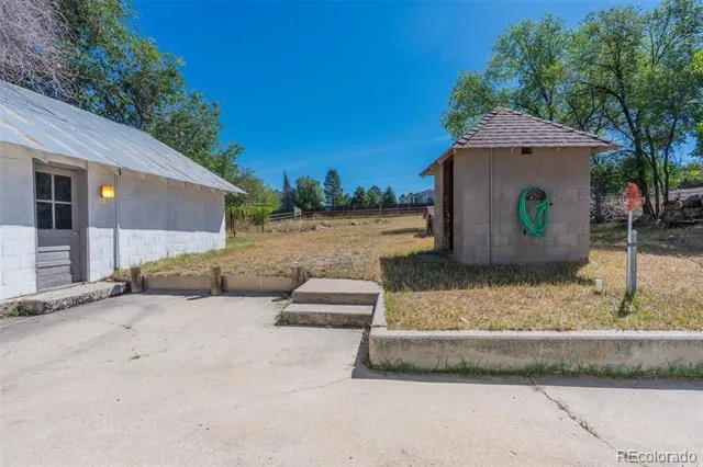 350 S Elbert Street Elizabeth, CO 80107