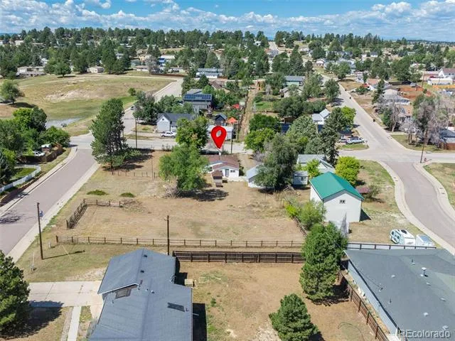 350 S Elbert Street Elizabeth, CO 80107