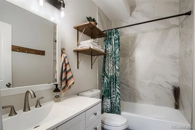 11664 marlowe Place Morrison, CO 80465