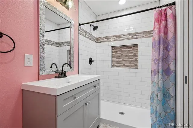 5609 Brahma Place Parker, CO 80134