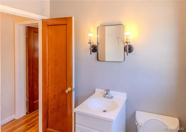 4077 S Washington Street Englewood, CO 80113