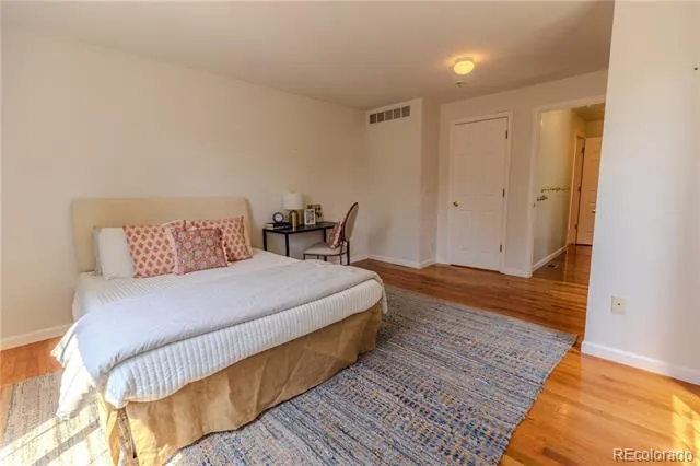 4077 S Washington Street Englewood, CO 80113