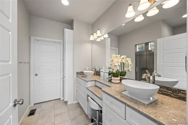 20162 E 53rd Place Denver, CO 80249