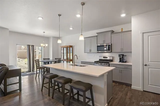 4875 Cattle Cross Trail Castle Rock, CO 80104