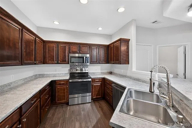 10556 E Jewell Avenue #25 Aurora, CO 80012