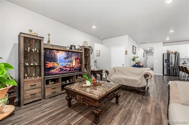 9227 Salida Street Commerce City, CO 80022