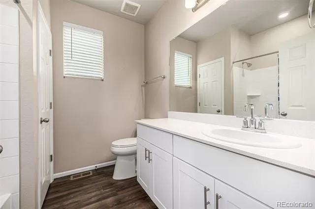 9227 Salida Street Commerce City, CO 80022