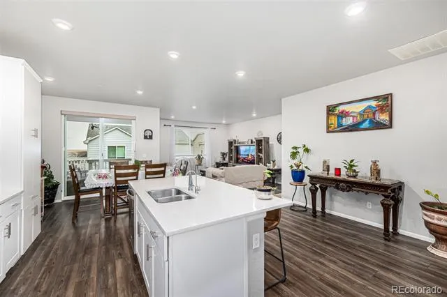 9227 Salida Street Commerce City, CO 80022