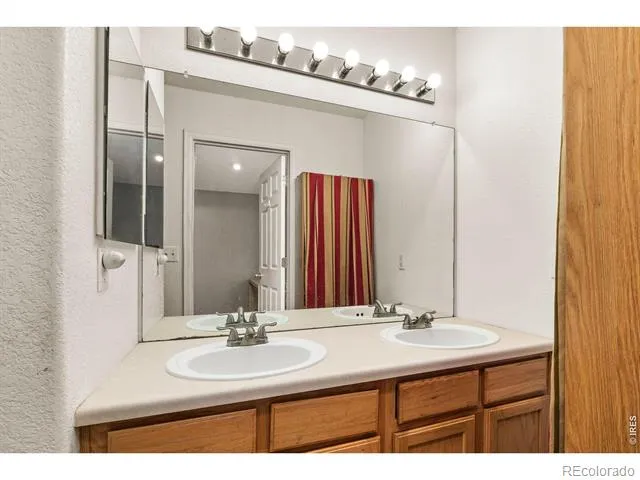 729 Mathews Circle Erie, CO 80516
