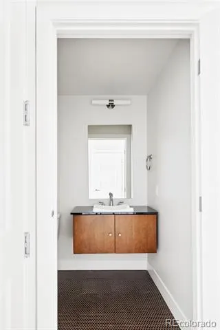 2001 Lincoln Street #2020 Denver, CO 80202
