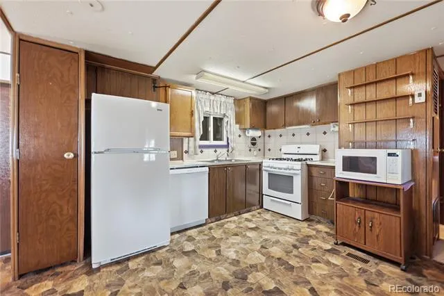 2800 W 90th Avenue Denver, CO 80260