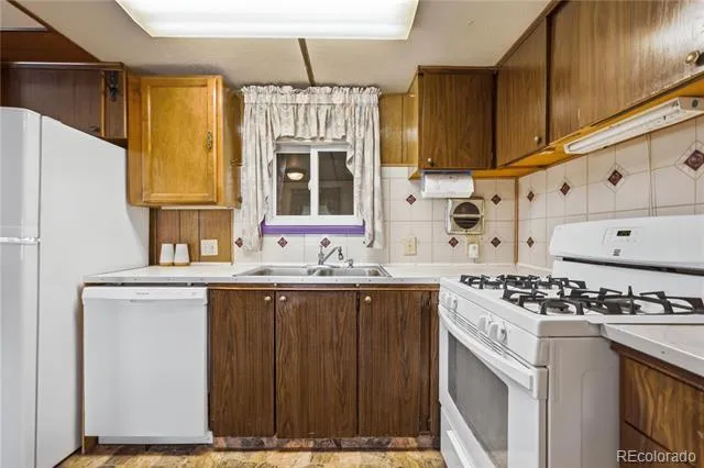 2800 W 90th Avenue Denver, CO 80260