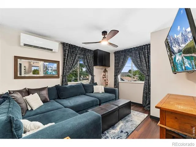 2850 Steele Street Denver, CO 80205