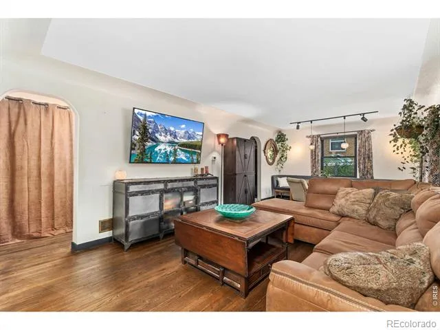 2850 Steele Street Denver, CO 80205