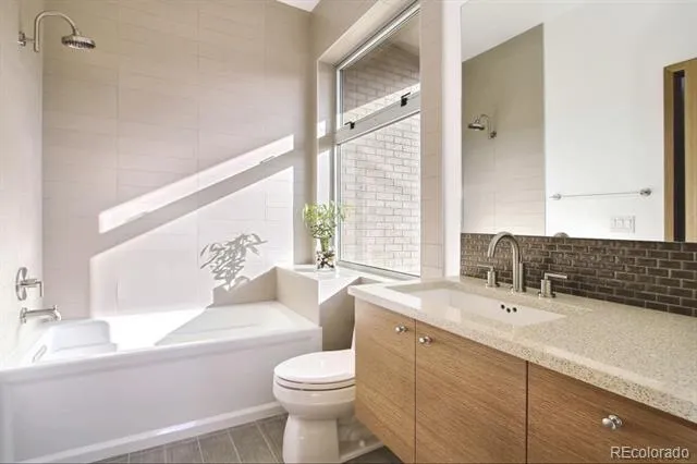 947 S Gilpin Street #R Denver, CO 80209