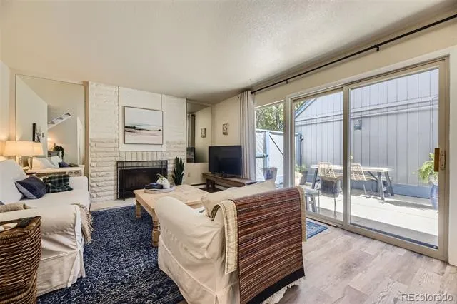 2437 S Victor Street #A Aurora, CO 80014
