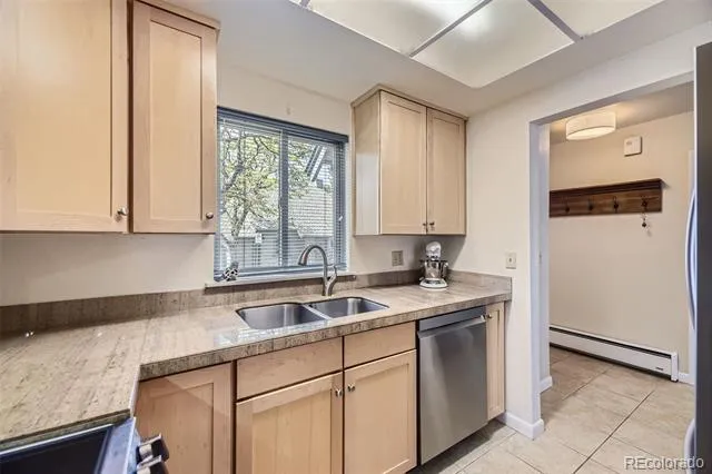 2437 S Victor Street #A Aurora, CO 80014