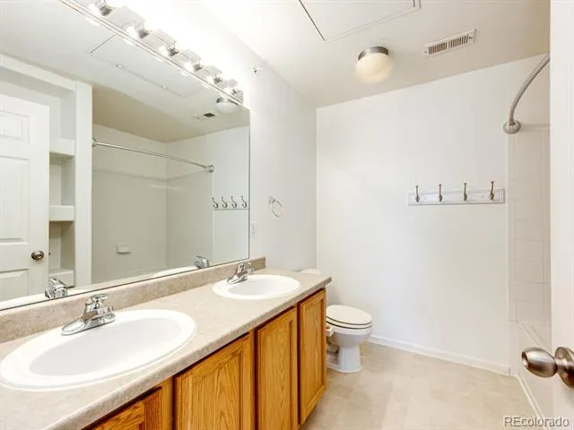 5255 Memphis Street #122 Denver, CO 80239