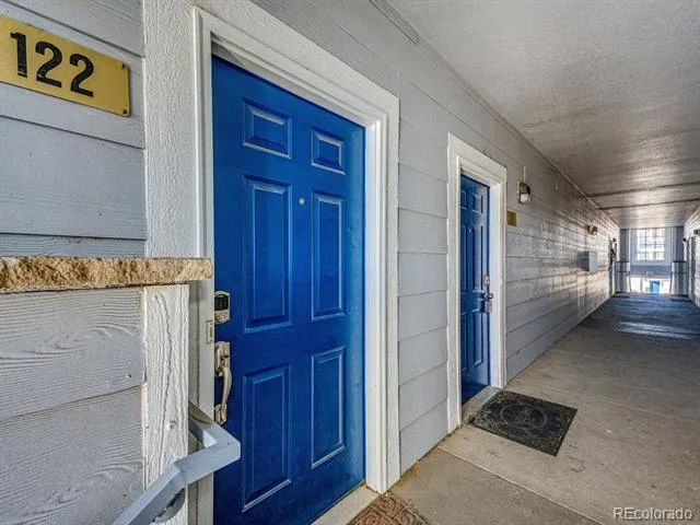5255 Memphis Street #122 Denver, CO 80239