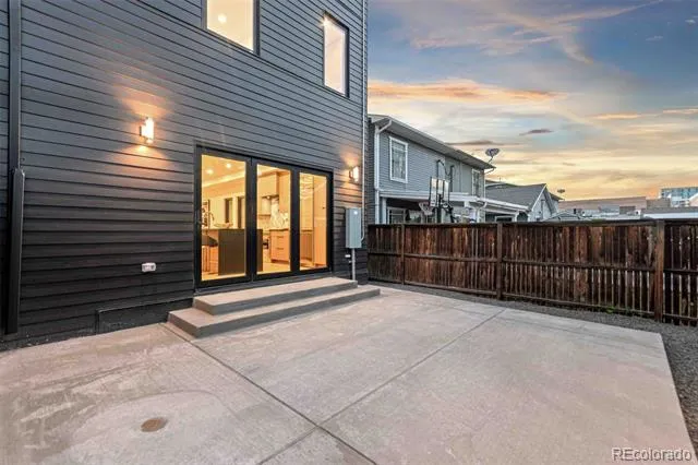 1448 Stuart Street Denver, CO 80204