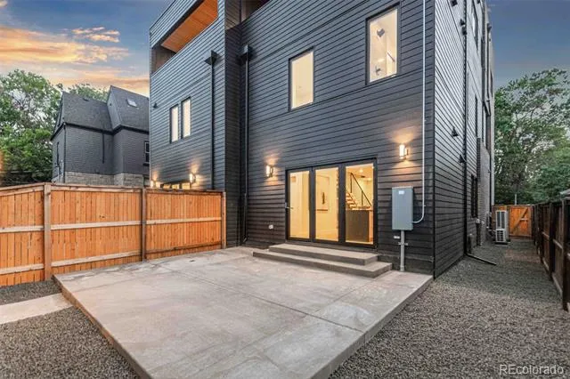 1448 Stuart Street Denver, CO 80204