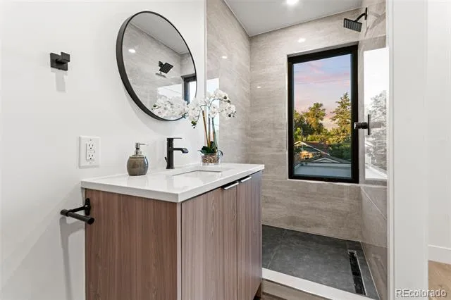 1448 Stuart Street Denver, CO 80204