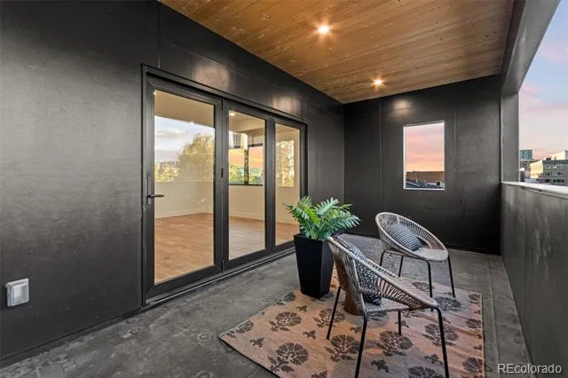 1448 Stuart Street Denver, CO 80204