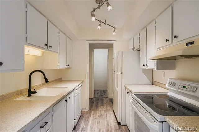 7255 E Quincy Avenue #403 Denver, CO 80237