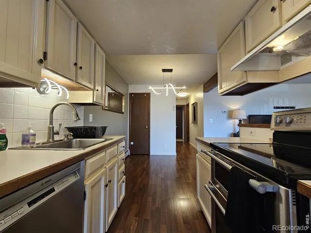 625 Manhattan Place #305 Boulder, CO 80303