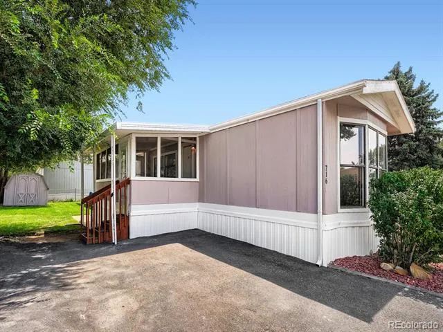 716 Meadowlark Drive Lafayette, CO 80026
