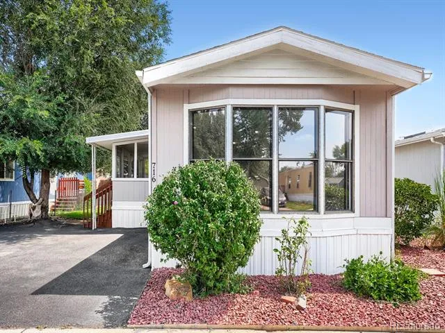 716 Meadowlark Drive Lafayette, CO 80026
