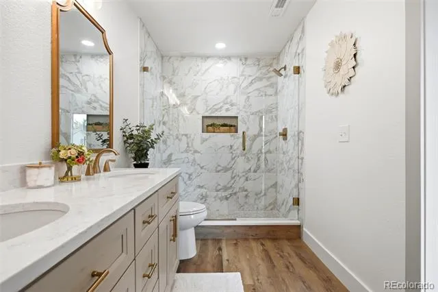 7528 Queen Circle Arvada, CO 80005