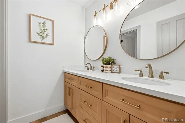 7528 Queen Circle Arvada, CO 80005
