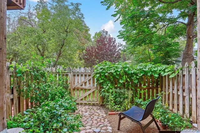 1699 S Trenton Street #17 Denver, CO 80231