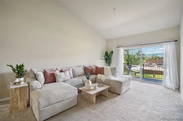 6283 Kilmer Loop #202 Golden, CO 80403