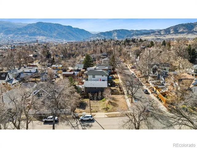 2240 Bluff Street Boulder, CO 80304