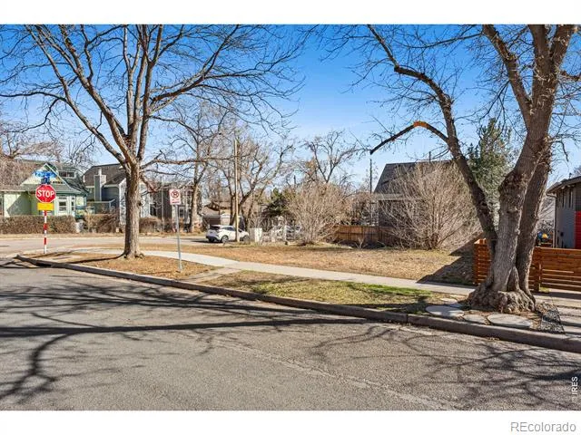 2240 Bluff Street Boulder, CO 80304