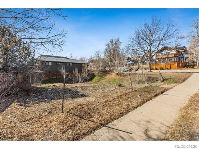 2240 Bluff Street Boulder, CO 80304