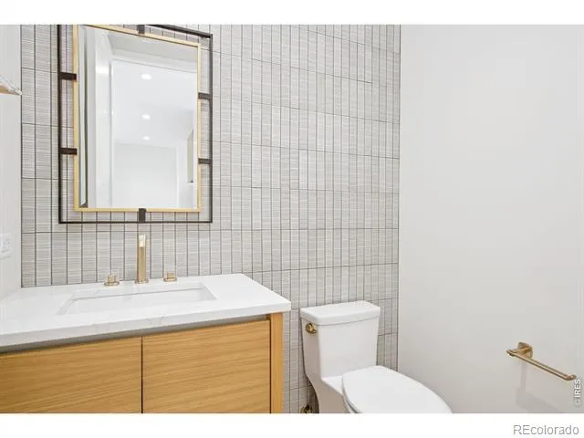 205 E 6th Street #400 Loveland, CO 80537