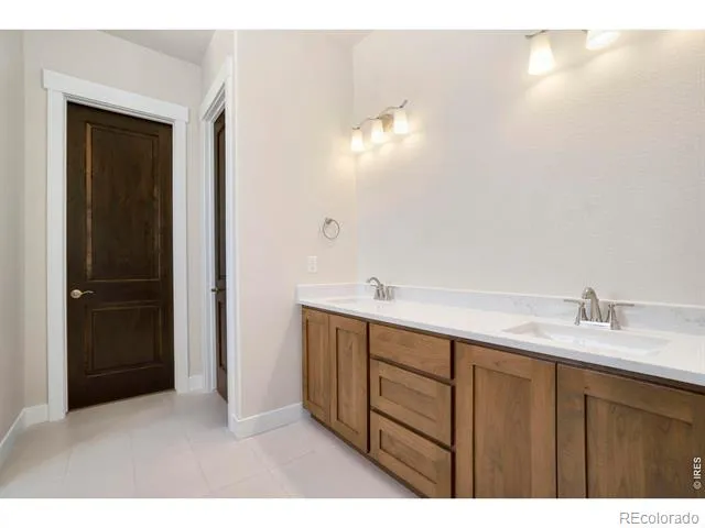 24113 E 36th Place Aurora, CO 80019